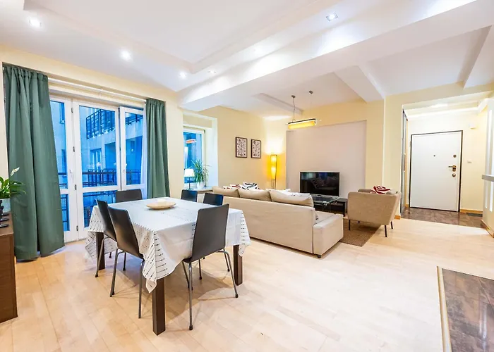 Nice And Specious Two Bedrooms Apartment In The Krakow Old Town