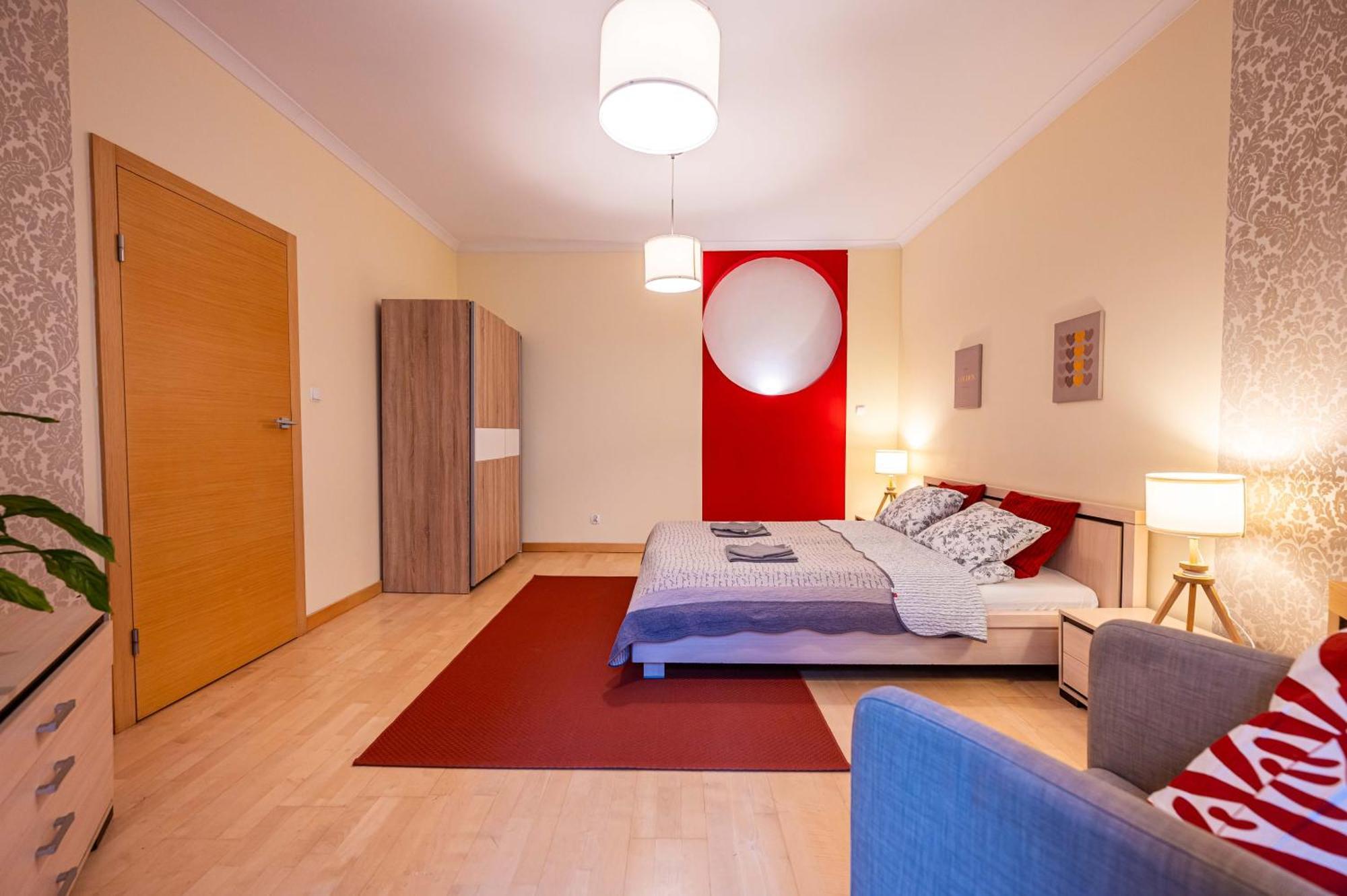 And Specious Two Bedrooms In The Old Town Krakau
