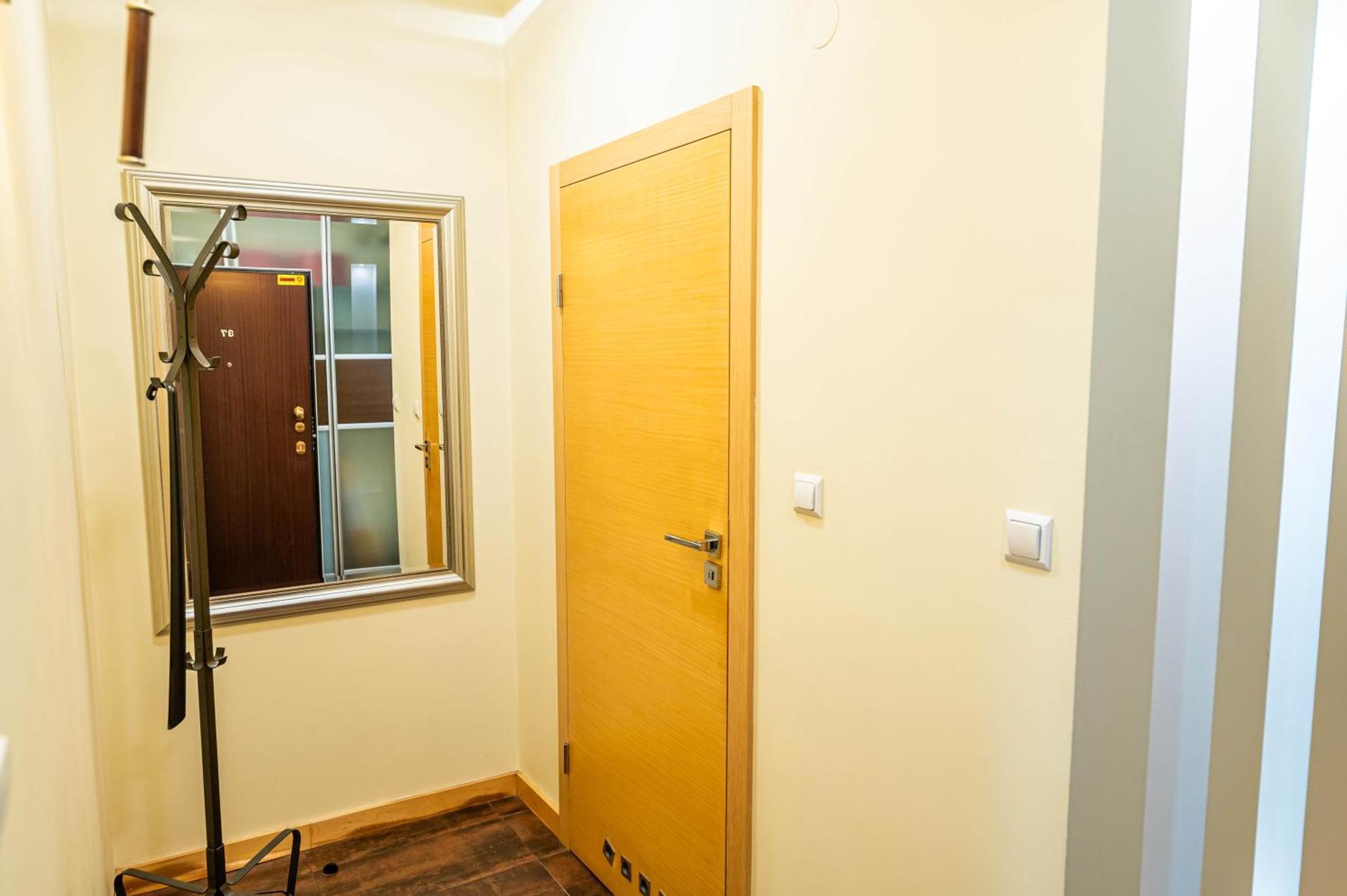 And Specious Two Bedrooms In The Old Town Apartment Krakau