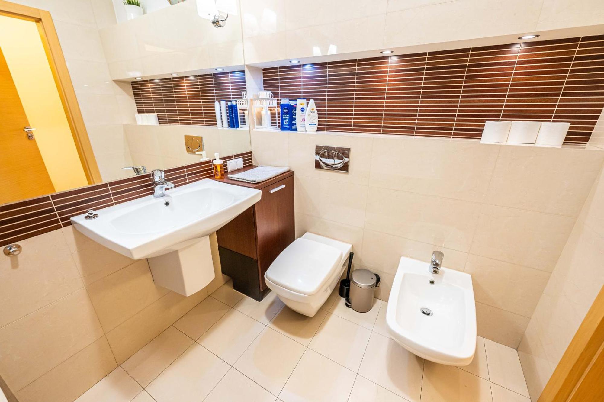Apartment And Specious Two Bedrooms In The Old Town Krakau