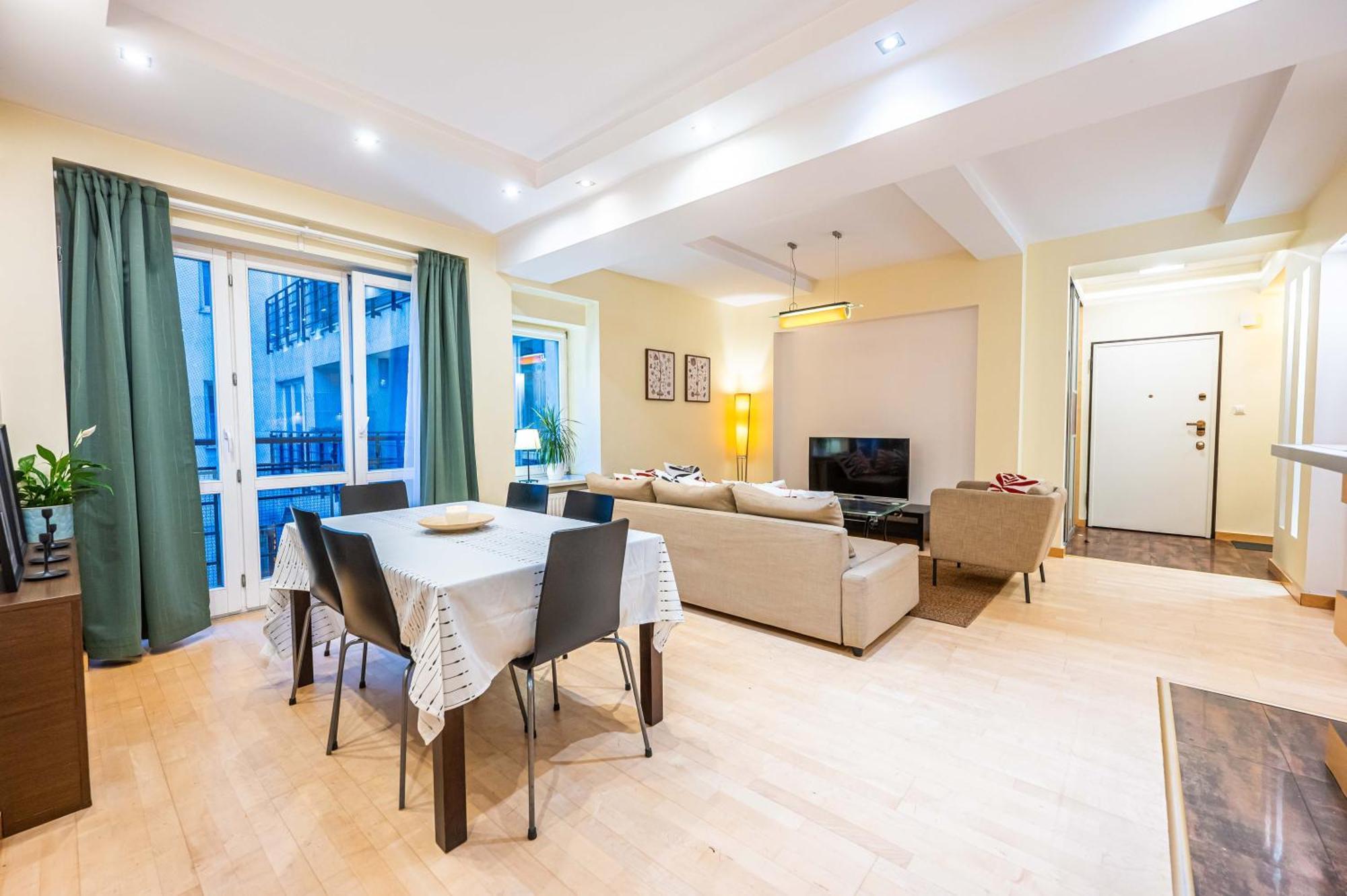 And Specious Two Bedrooms In The Old Town * Krakau